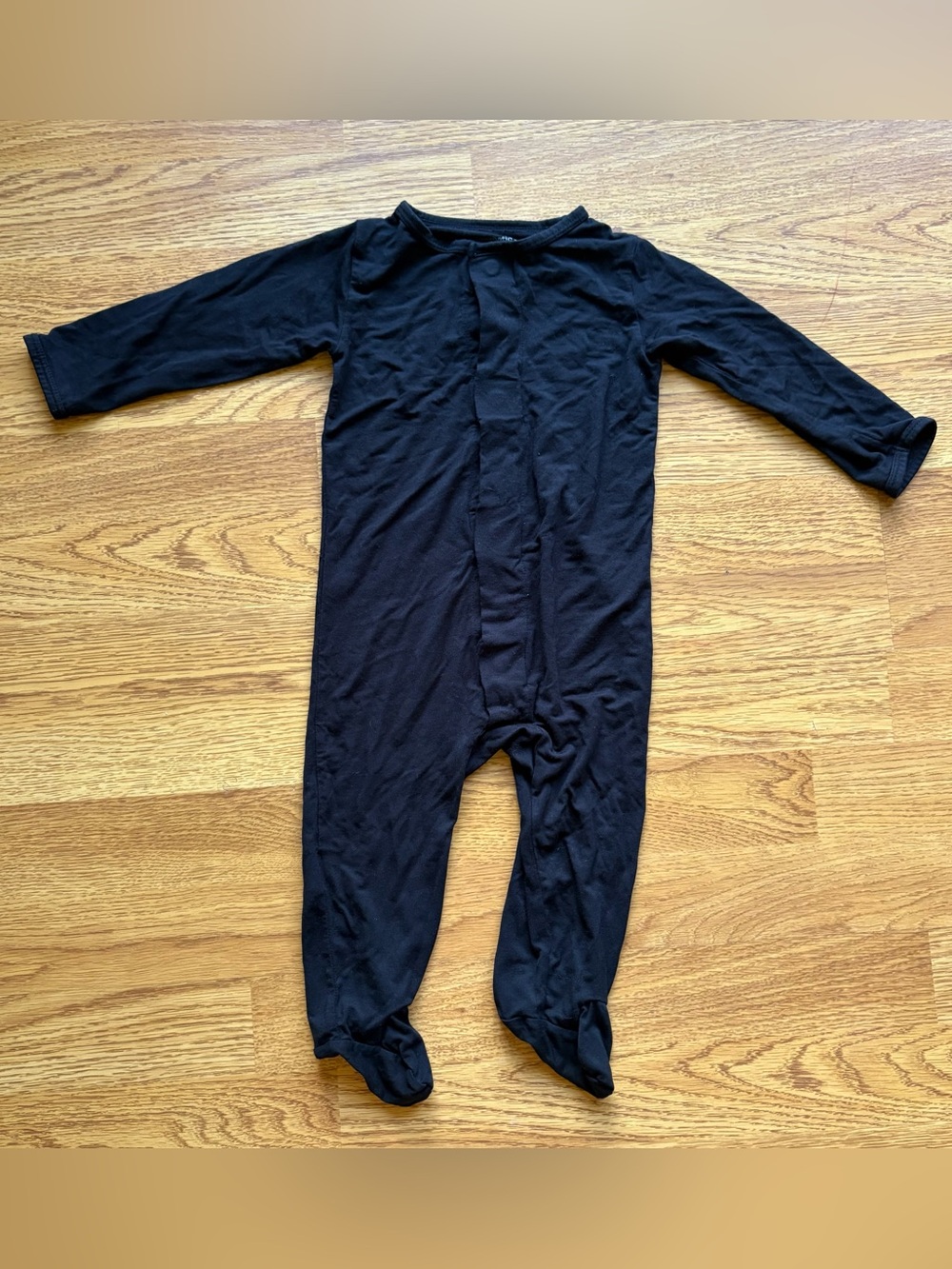 Magnetic Me Black Footed One-Piece Pajamas    Sleeper Romper Sz 6-9 Months